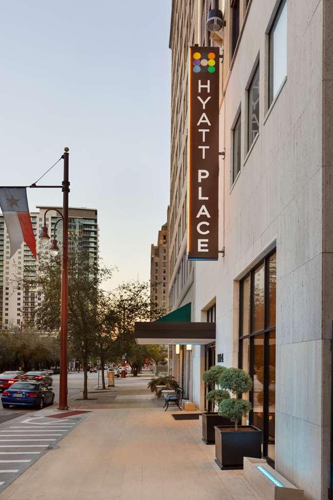 Hyatt Place Houston Downtown Exterior photo