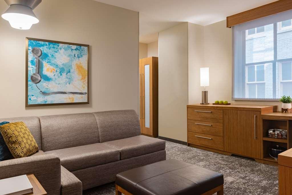 Hyatt Place Houston Downtown Room photo